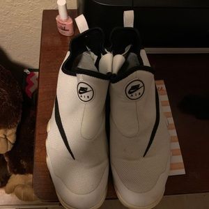 Nike big swoosh shoes size 9